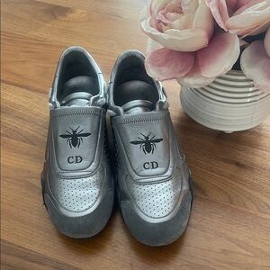 Authentic Dior D-Bee Metallic Silver Leather Sneaker
